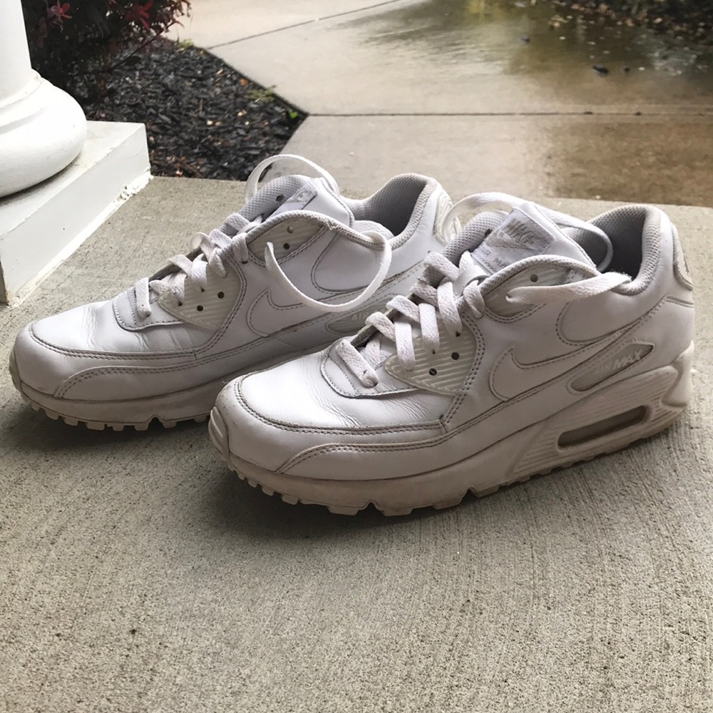 Nike: AirMax white
